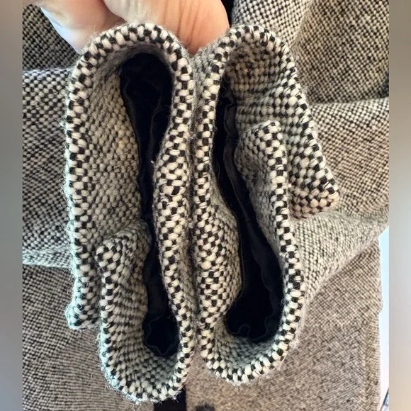 Banana Republic | Classic Black and White Tweed Midi Coat | Small - Picture 12 of 12